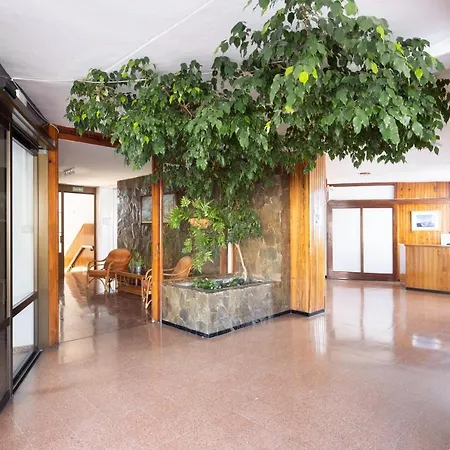 Home2book Seafront Apartamento