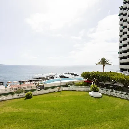 Home2book Seafront Apartment *